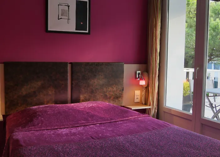 Savary La Rochelle (Charente-Maritime)