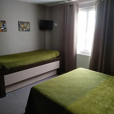 Savary Hotel 2*
