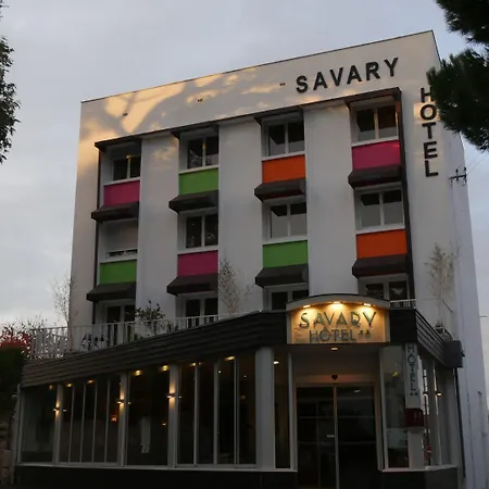 Savary 2* La Rochelle (Charente-Maritime)