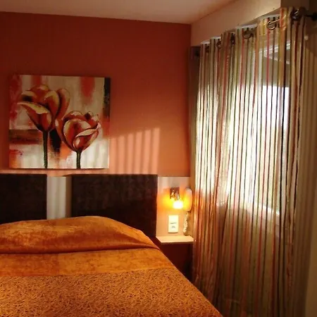 Savary Hotel