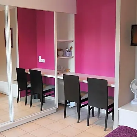 Savary Hotell