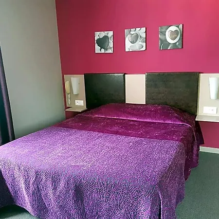 Hotell Savary La Rochelle (Charente-Maritime)