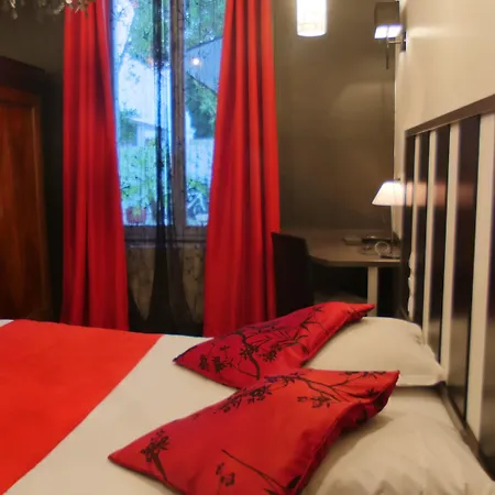 Savary Hotel La Rochelle (Charente-Maritime)