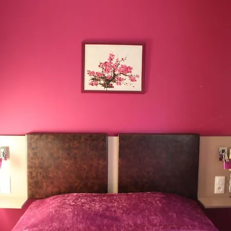 Savary 2* La Rochelle (Charente-Maritime)